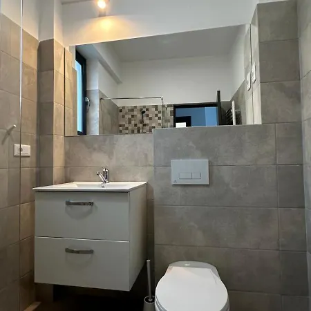 & Studiouri Amalin Apartamento *