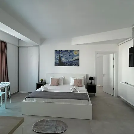 & Studiouri Amalin Apartment *