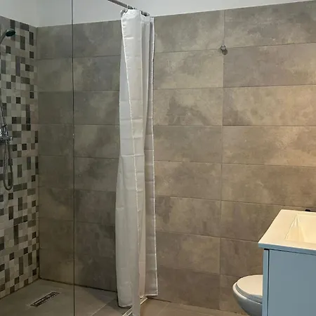 Apartment & Studiouri Amalin