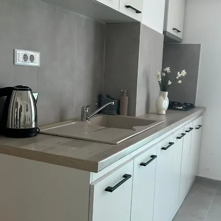 Apartment & Studiouri Amalin